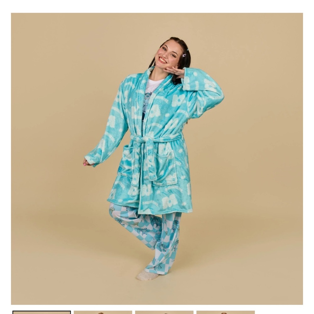 Cakeworthy MONSTERS INC. ROBE